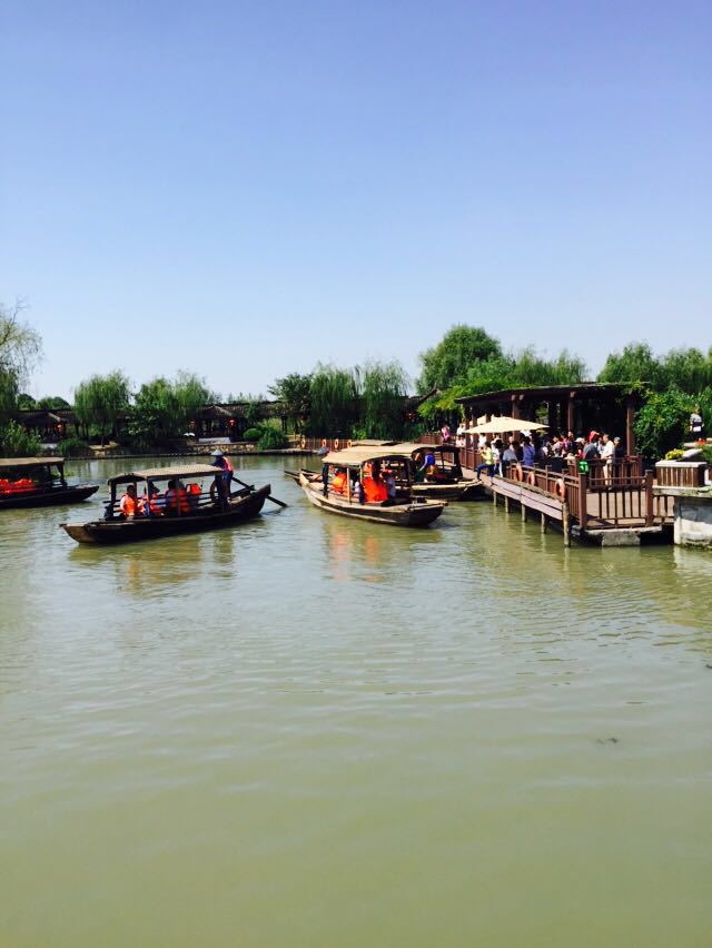 在最美的金秋邂逅江南水鄉(xiāng)風情,get沙家浜景區(qū)深度游新玩.